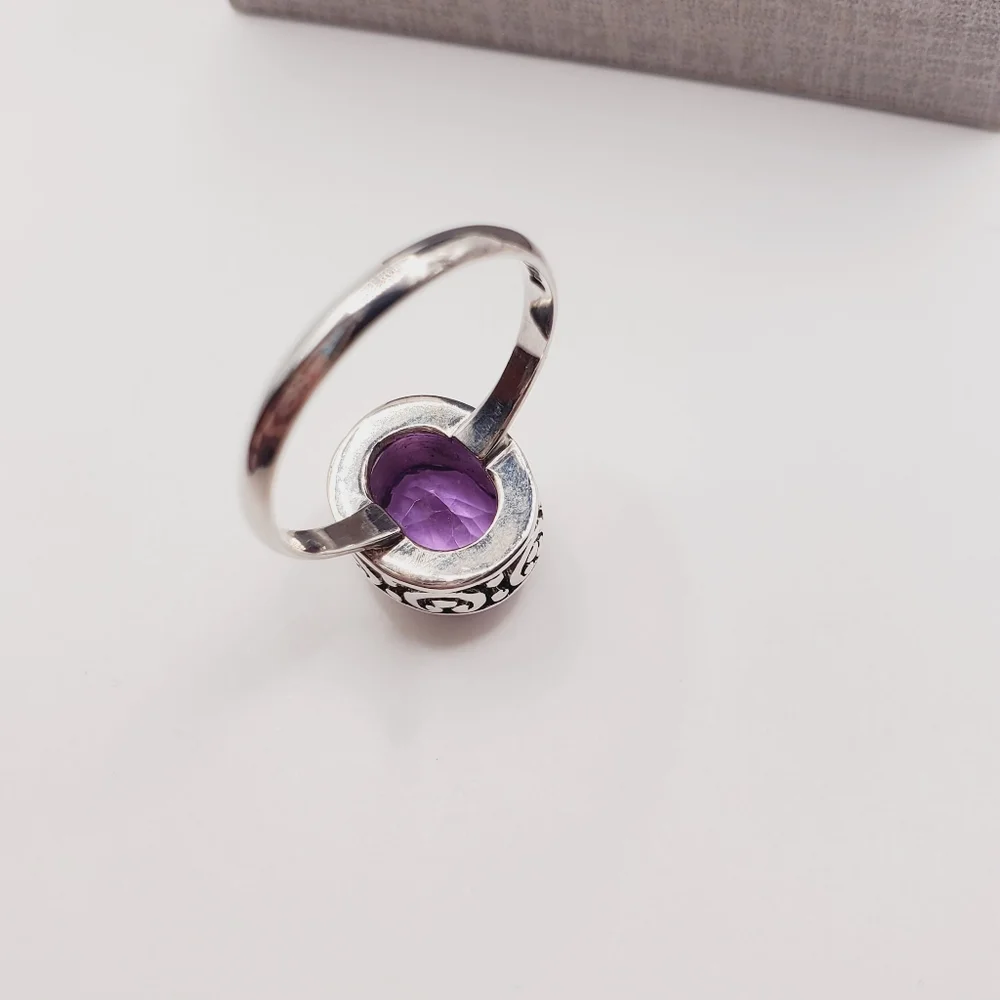 Bezel Set Oval Shaped Amethyst 925 Sterling Silver Heart Design Ring